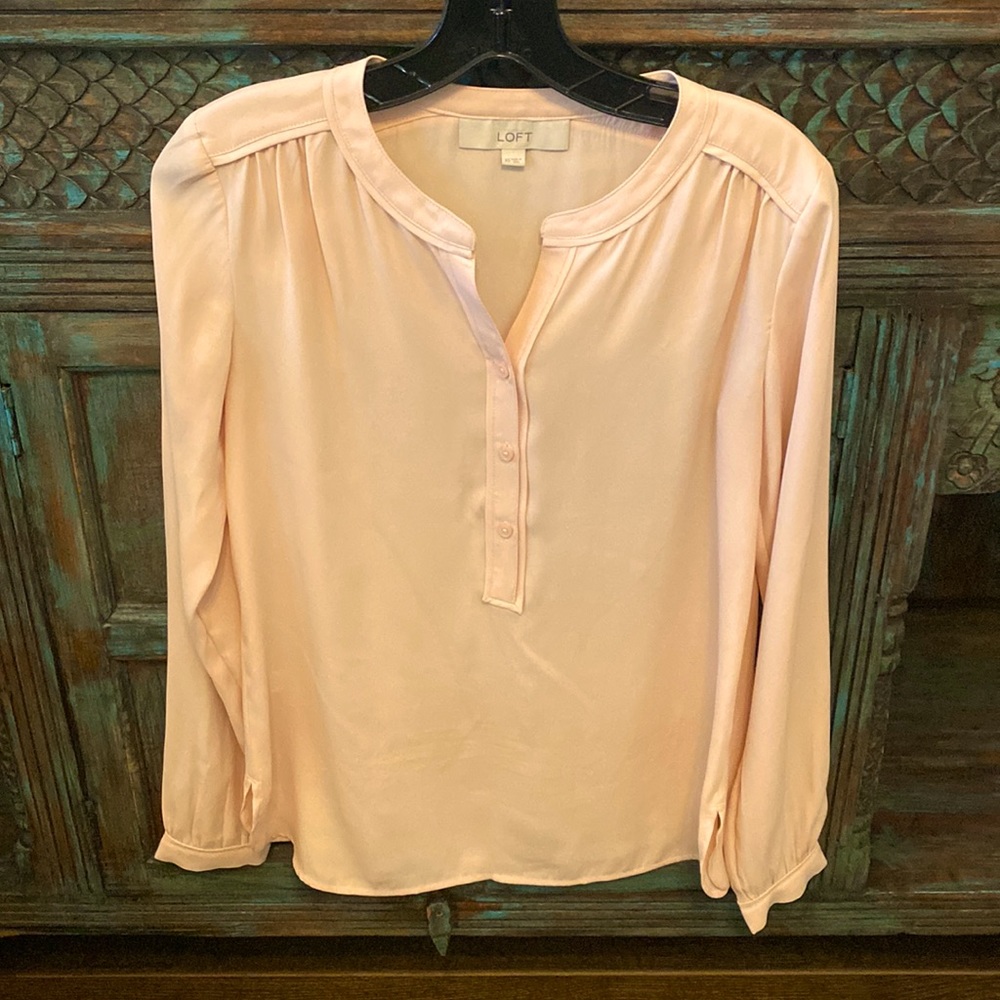 LOFT blush colored long-sleeve blouse size XS